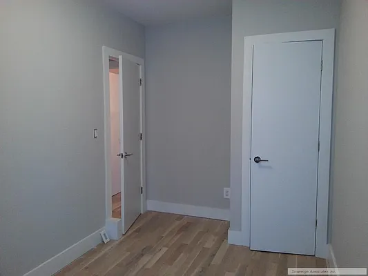 Rented by Sovereign Associates | media 8