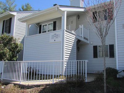 330 Phoebe Ct, Three Bridges, NJ, 08887