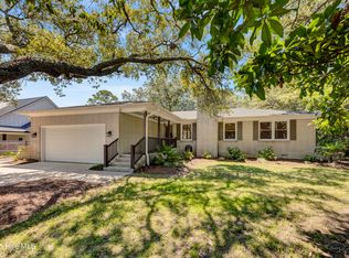 611 Harper Ave, Carolina Beach, NC 28428