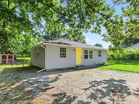2nd image of 324 Kentucky Ct