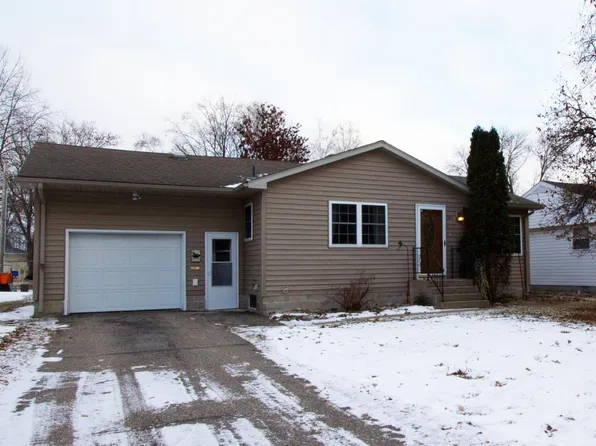 502 Merriam Ave S, Thief River Falls, MN 56701