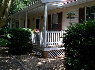 7119 Hopkins Cir, Gloucester, VA 23061