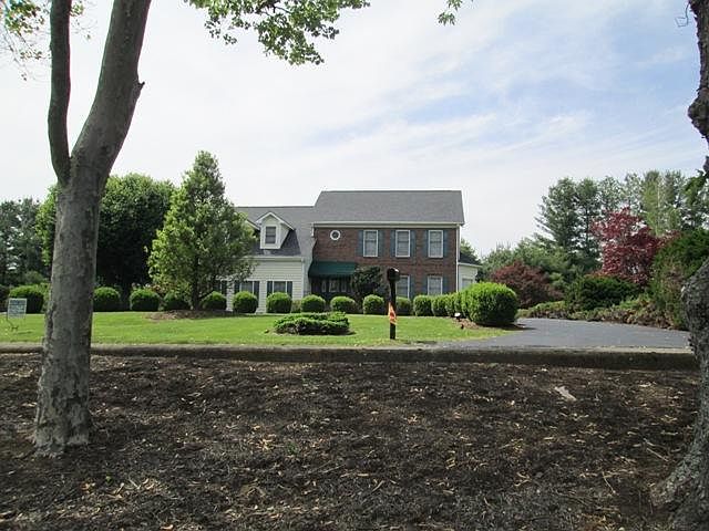 309 Pine Cone Pointe