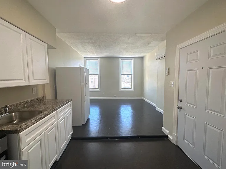 64 W Antietam St #7 — Photo 9