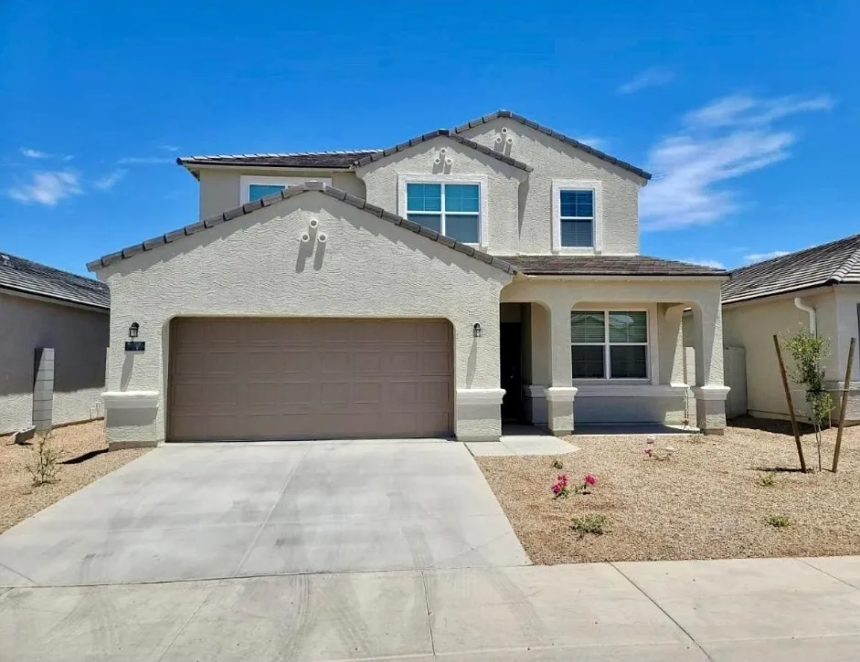 5 bed, 3.5 bath, 2684 sqft, $3,200 — Photo 1