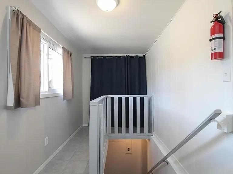 366 Bessie Ave — Photo 7