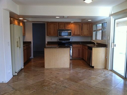 3rd image of 31707 N Blackfoot Dr