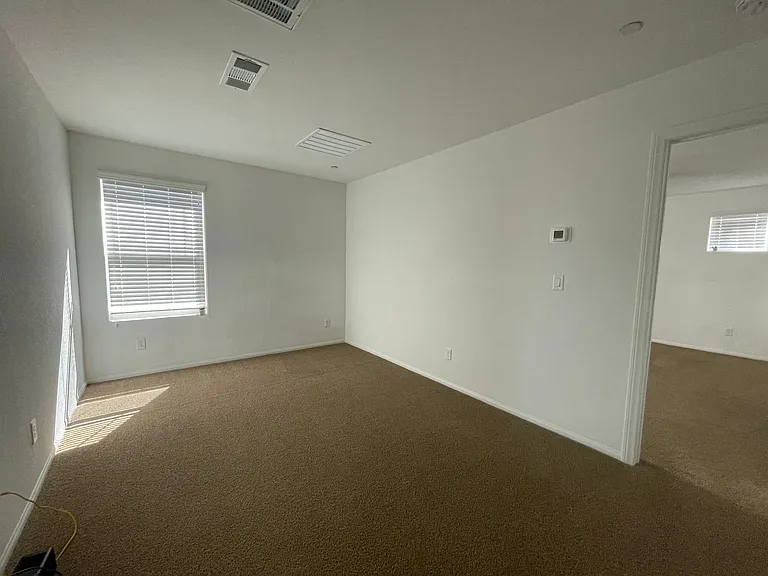 6124 Castle Gardens Ave — Photo 13