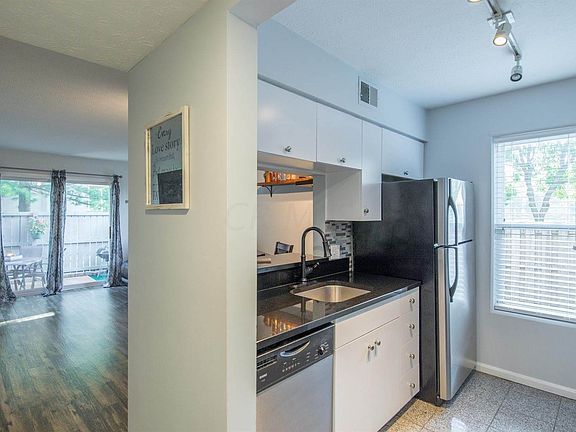 5th image of 915 Quay Ave #915F