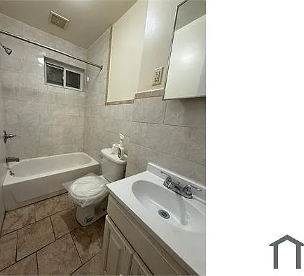 94 Orchard St — Photo 2