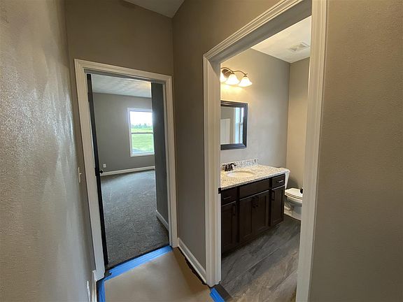 3rd image of 248 Club House Dr