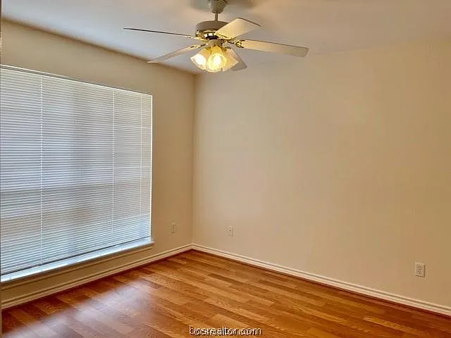 205 Landsburg Ct — Photo 20