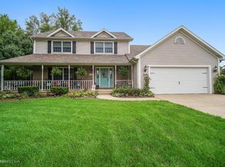 11 Lockerbie Dr, Valparaiso, IN 46385