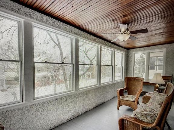 3rd image of 3037 Humboldt Ave S #1