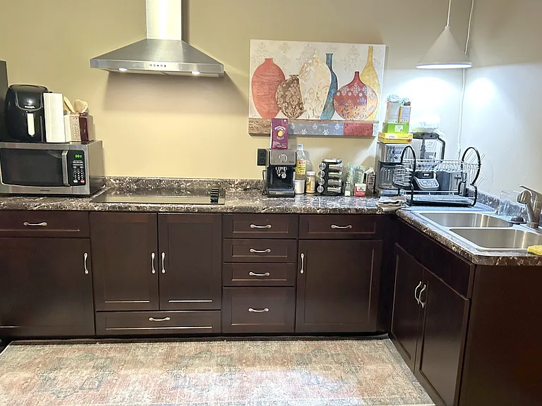 4622 Manor Park Dr NW — Photo 7