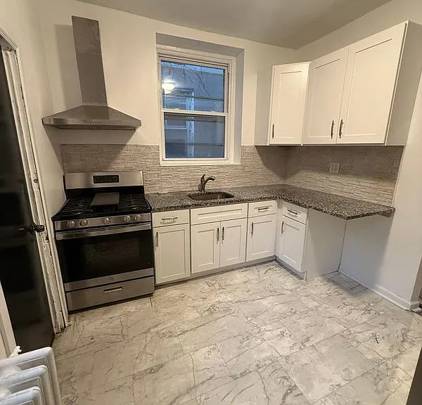 125 N Ruby St — Photo 3