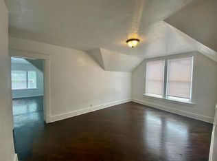 315 10th St SW #3, Albuquerque, NM 87102
