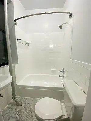 Rented by City Connections Realty | media 17