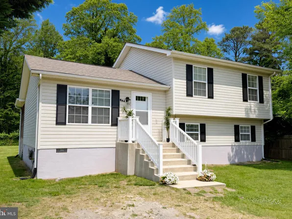 966 Crystal Rock Rd, Lusby, MD 20657