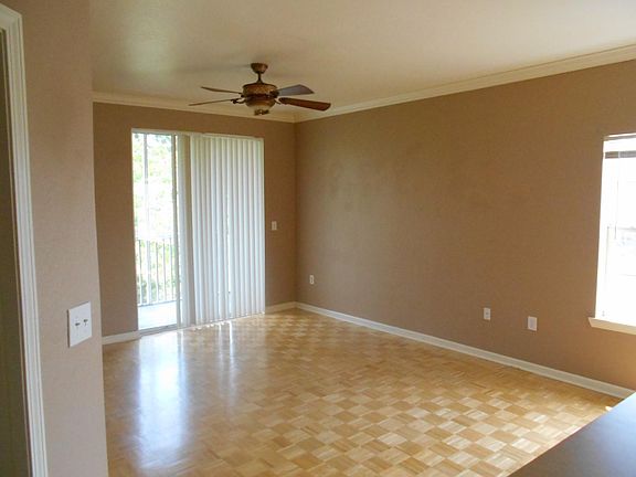 2nd image of 435 S Villa San Marco Dr #5-305
