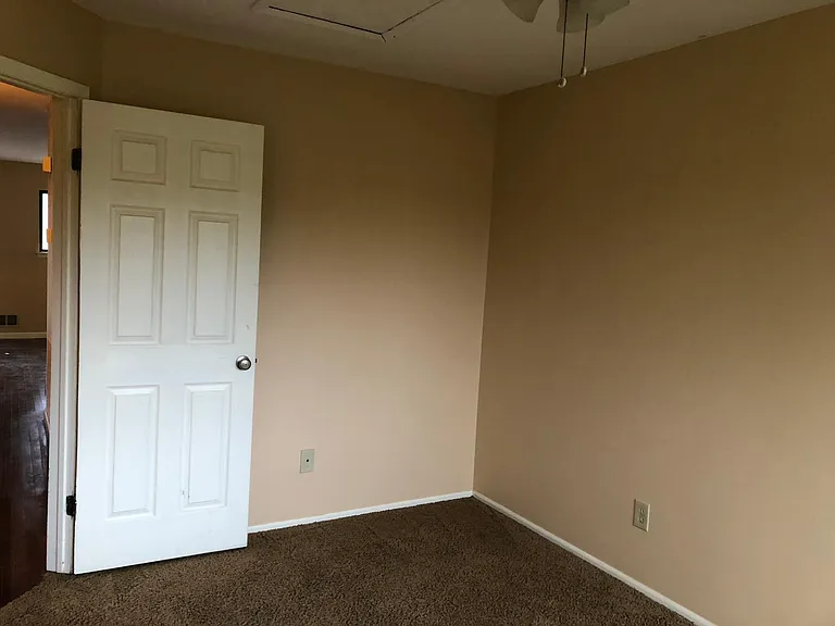 4220 Birchwood Ct — Photo 20