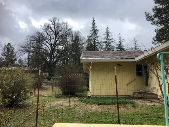 (undisclosed Address), Oakhurst, CA 93644