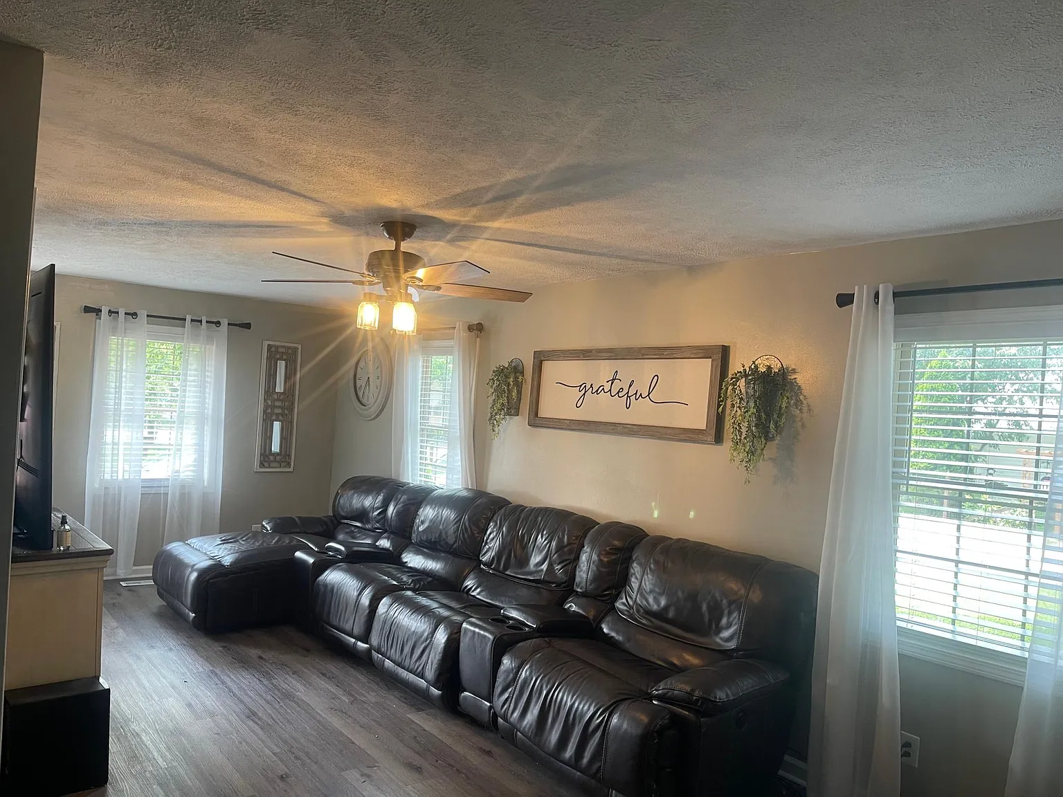 3 bed, 1488 sqft, $1,800 — Photo 4