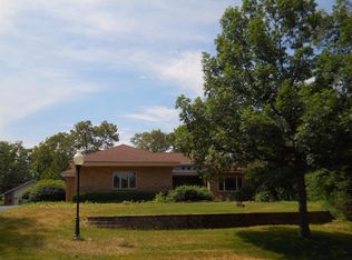 7884 Wedgwood Ct, Demotte, IN 46310