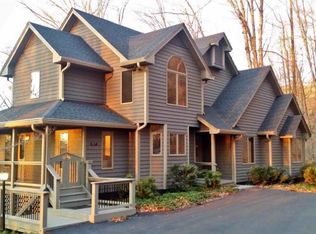 107 Hearthstone Ln, Nellysford, VA 22958