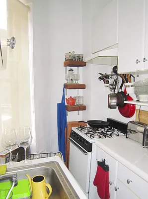 Rented by City Connections Realty | media 76