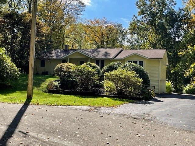 1st image of 15717 Wagner Dr
