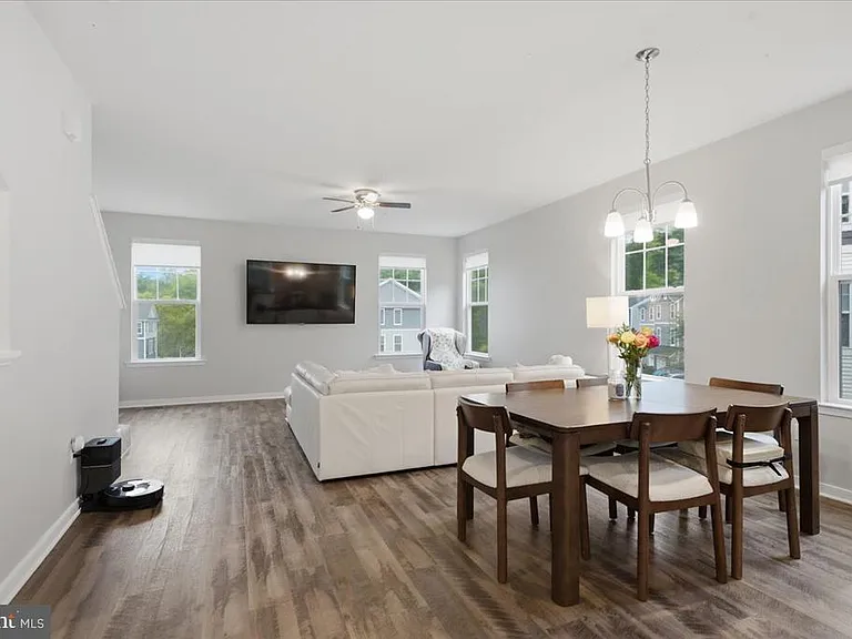 12260 Haydon Pl — Photo 15