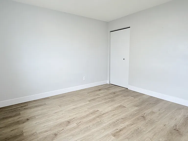 1030 Lillian Ave #101 — Photo 9