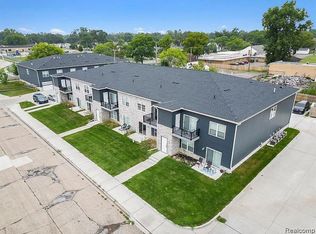 1251 E Woodward Heights Blvd #17, Hazel Park, MI