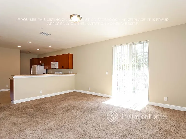 10001 SW 22nd St — Photo 6