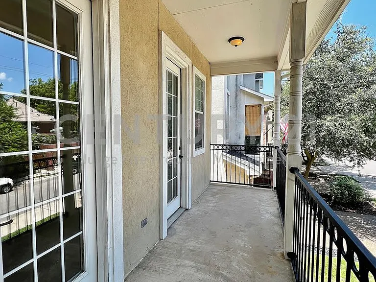5808 La Vista Dr — Photo 17