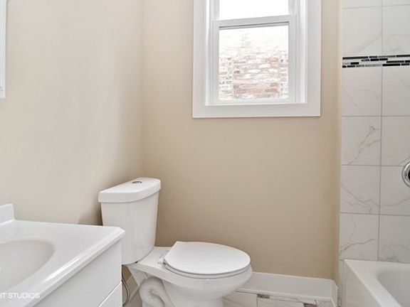 5th image of 3718 W Lexington St #1