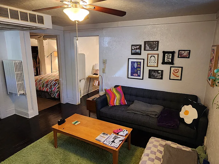212 W 37th St #5 — Photo 2