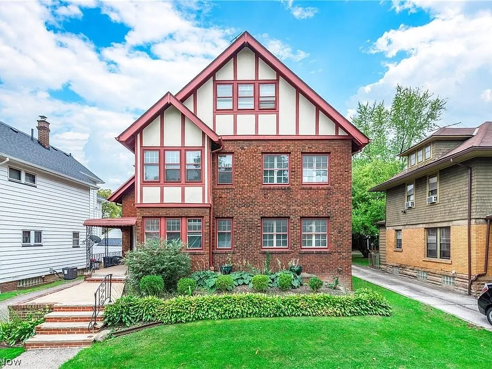 10509 Clifton Blvd #2