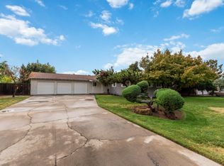 1665 W Barstow Ave, Fresno, CA