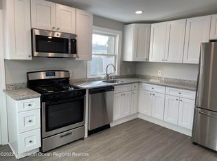 352 Miller Ave, Laurence Harbor, NJ 08879