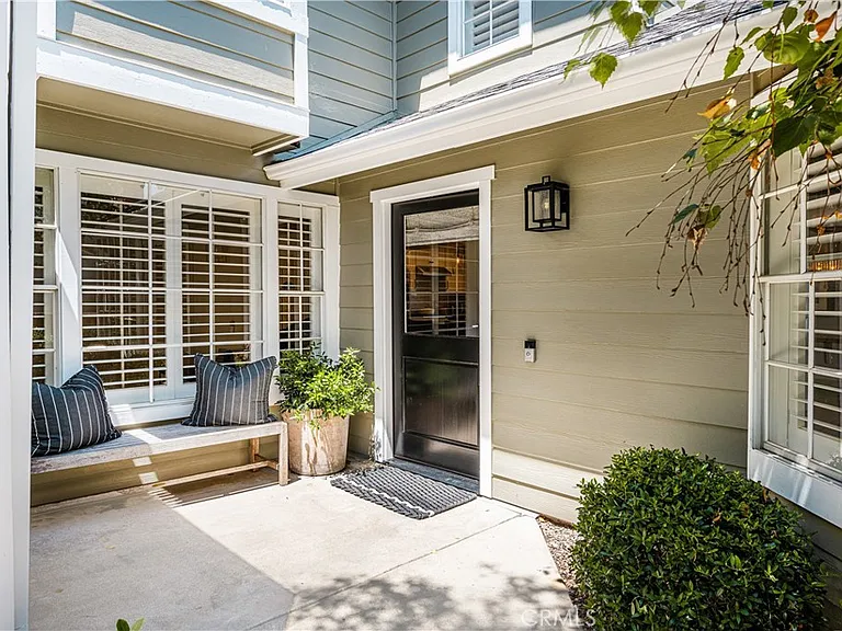 2726 Hilltop Dr — Photo 23