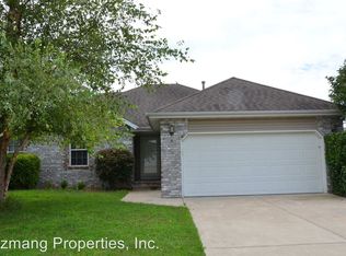 1110 W Cobblefield Way, Ozark, MO 65721