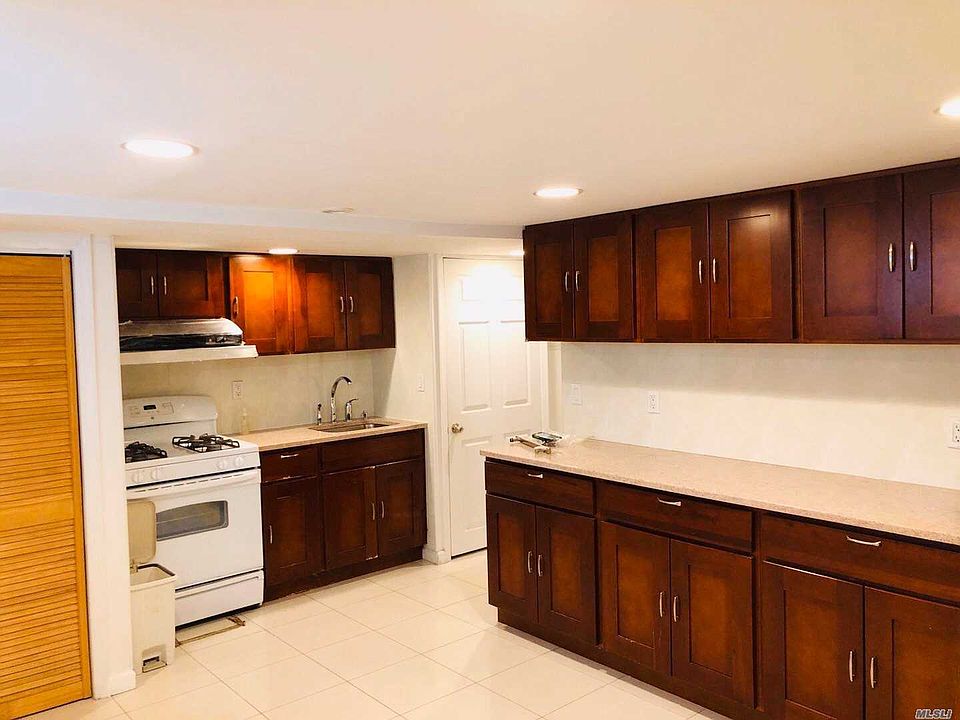 1st image of 189-36 39th Ave Floor 2