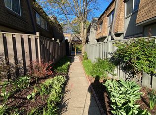7905 Sausalito Pl #32E, Alexandria, VA 22309