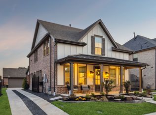 1817 Temple Hls, Van Alstyne, TX 75495