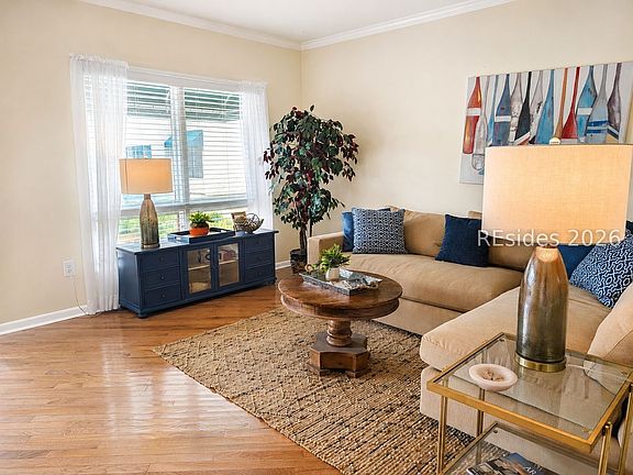 3rd image of 3 Shelter Cove Ln APT 7403