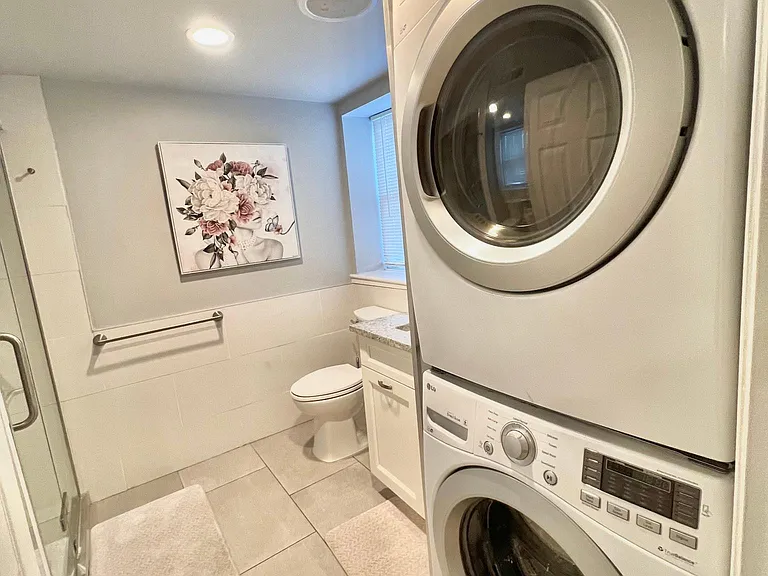 1543 Spring Garden St #2 — Photo 12