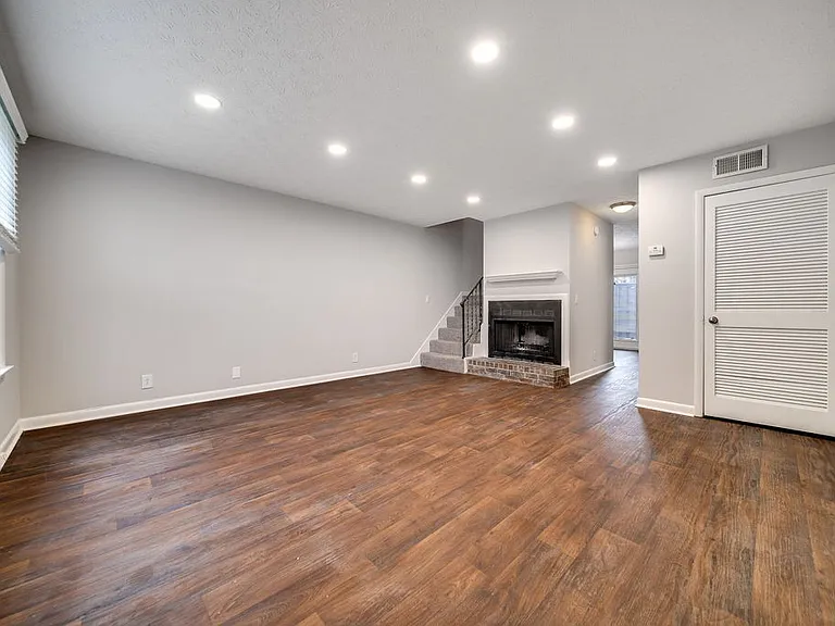 509 Alexander Dr — Photo 47
