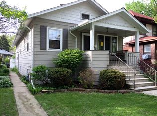 8510 Parkview Ave, Brookfield, IL 60513